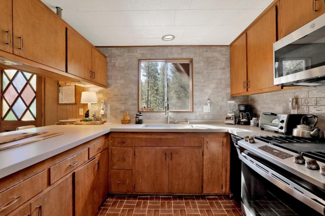 Photo of Kitchen in Big Bear City