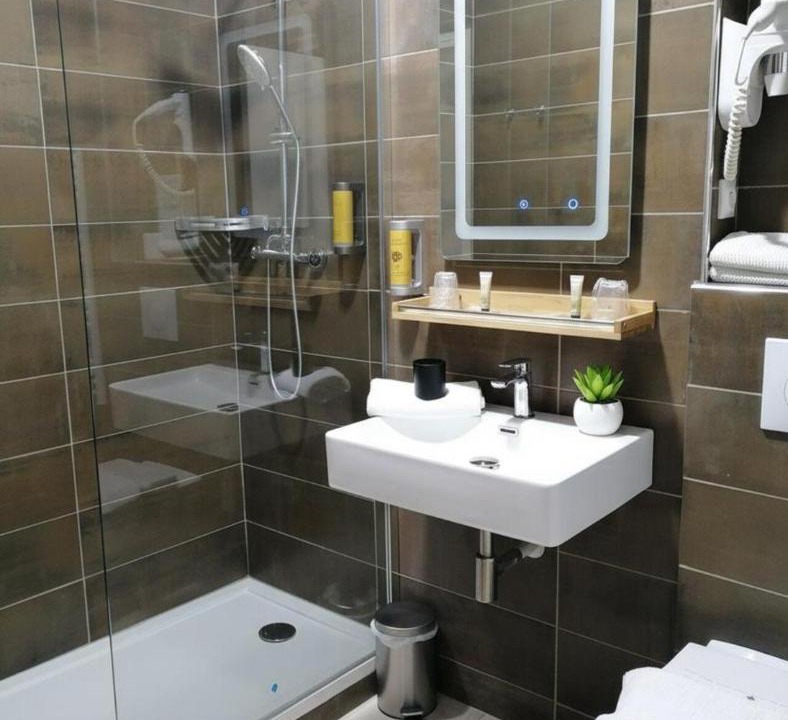 Photo of Bathroom in Corbigny