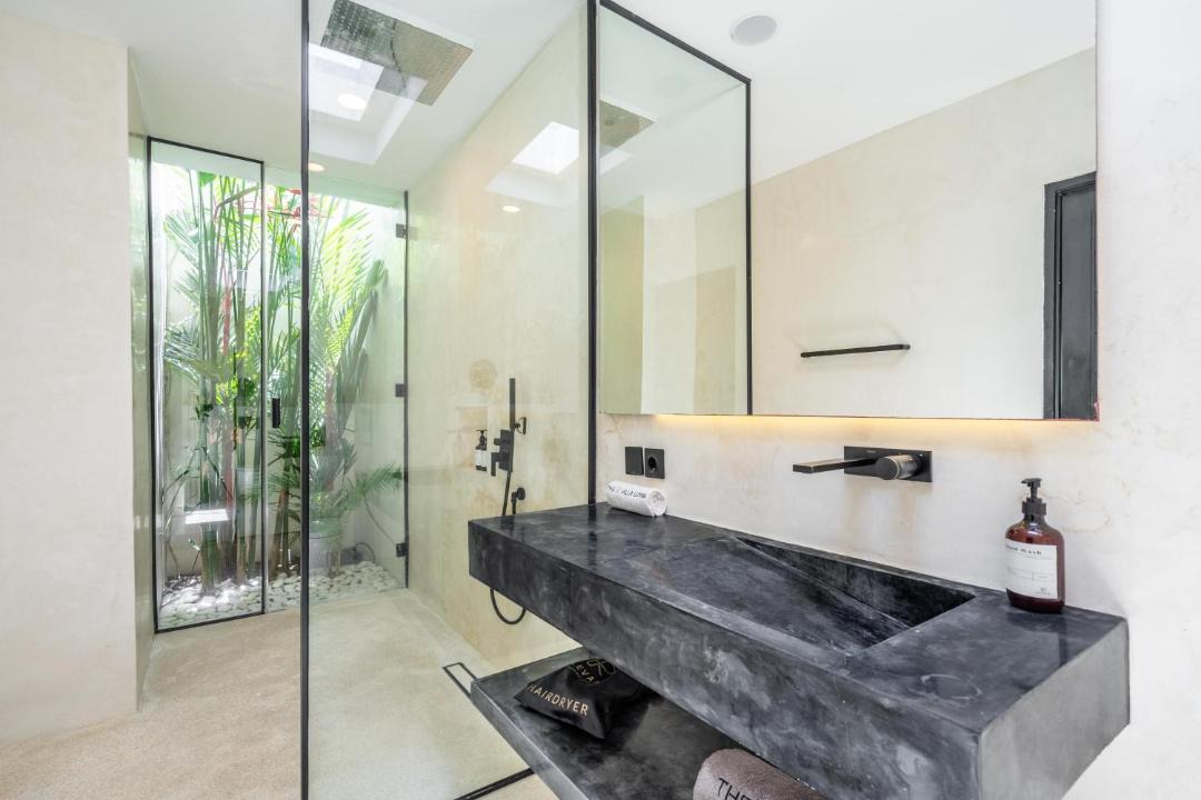 Photo of Bathroom in Munggu
