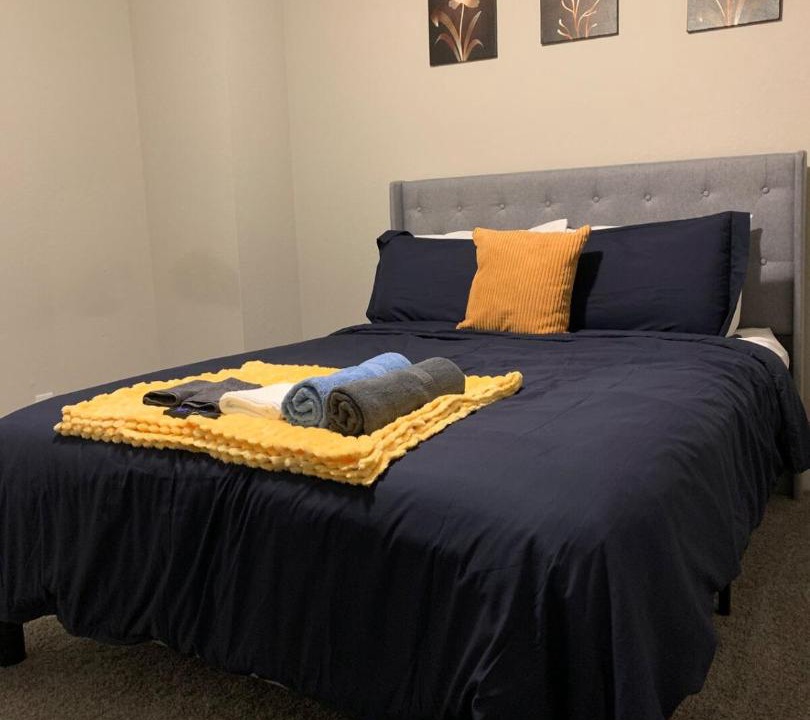 Photo of Bedroom in Villa Heights