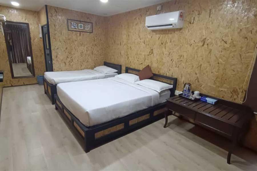 Photo of Bedroom in Air Kuning