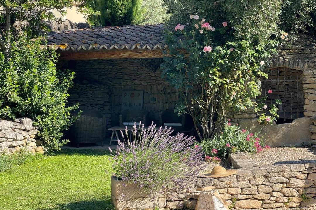 Photo of Others in Cabrieres-d'Avignon