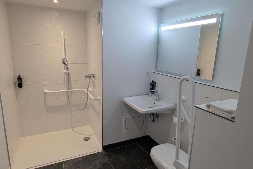 Photo of Bathroom in Puilboreau