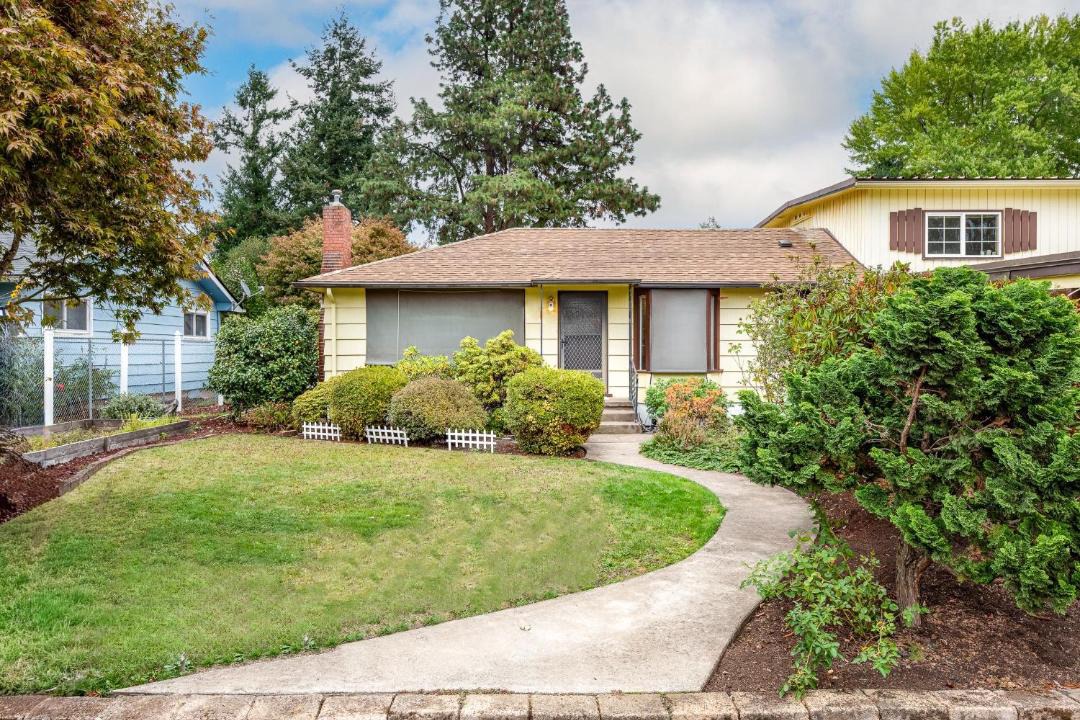 Photo of Others in Eugene