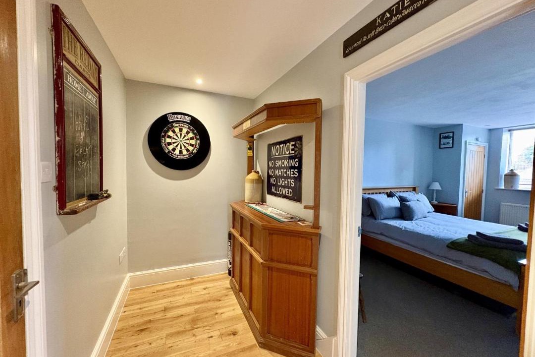 Photo of Others in Shoscombe