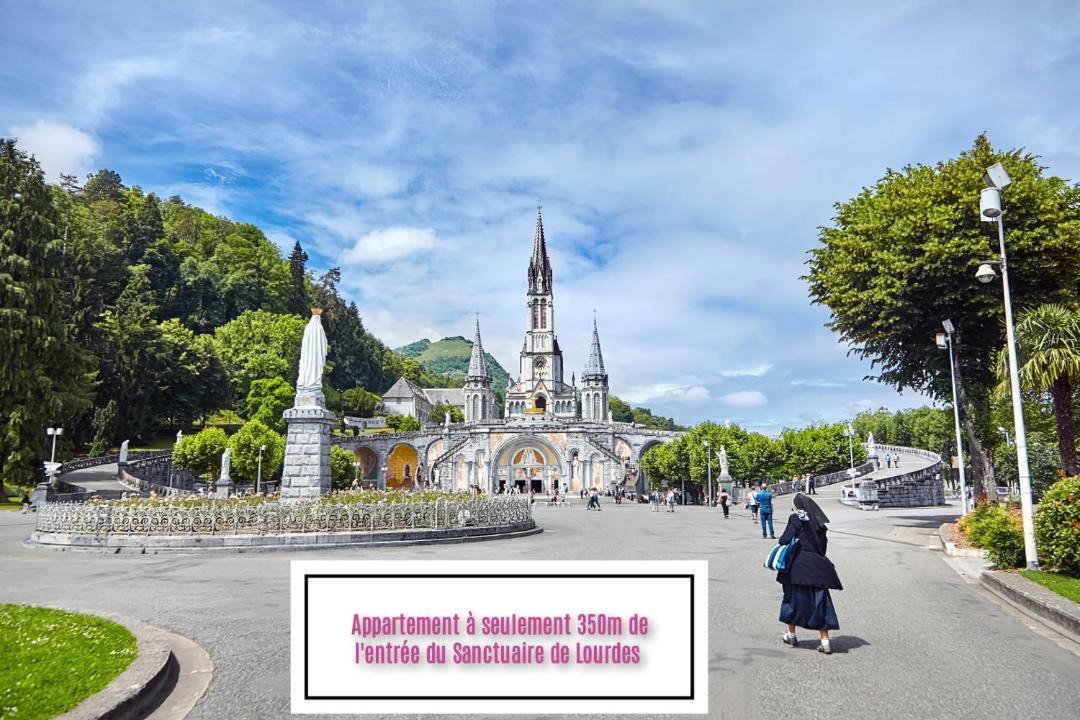 Photo of Others in Lourdes