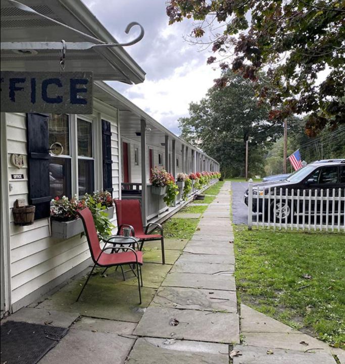 Photo of Others in Hancock