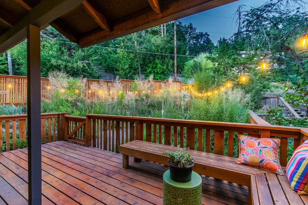 Photo of Patio Balcony in Amazon