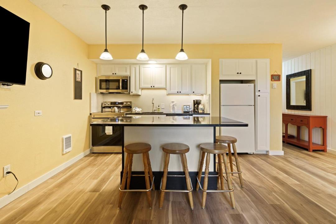 Photo of Kitchen in Century West