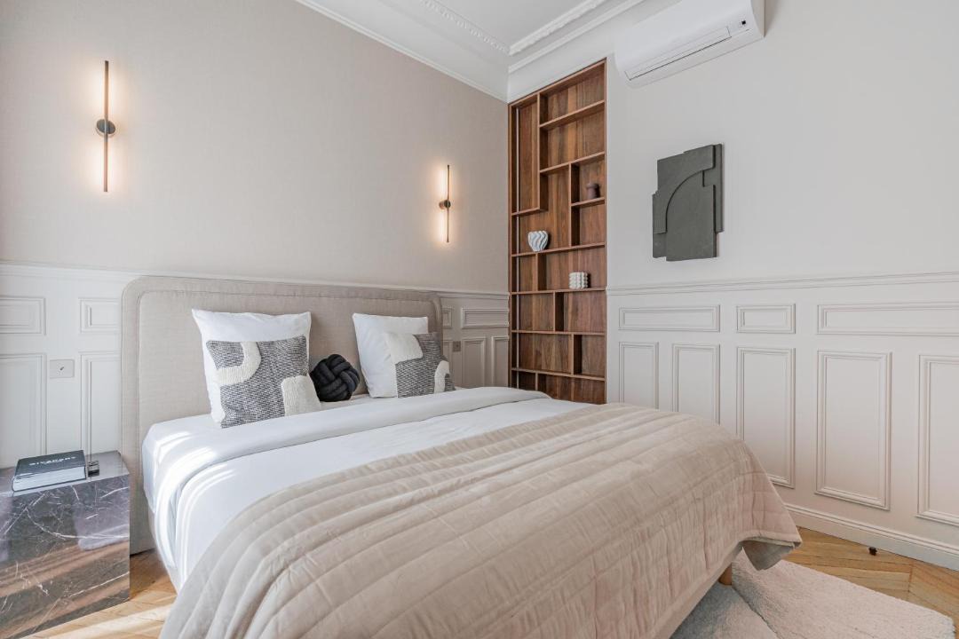 Photo of Bedroom in Saint-Germain-des-Pres