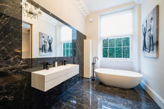 Photo of Others in Moffat