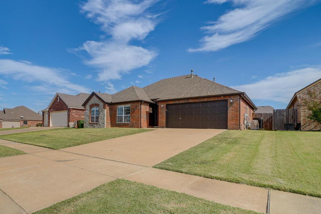 Photo of Others in Broken Arrow