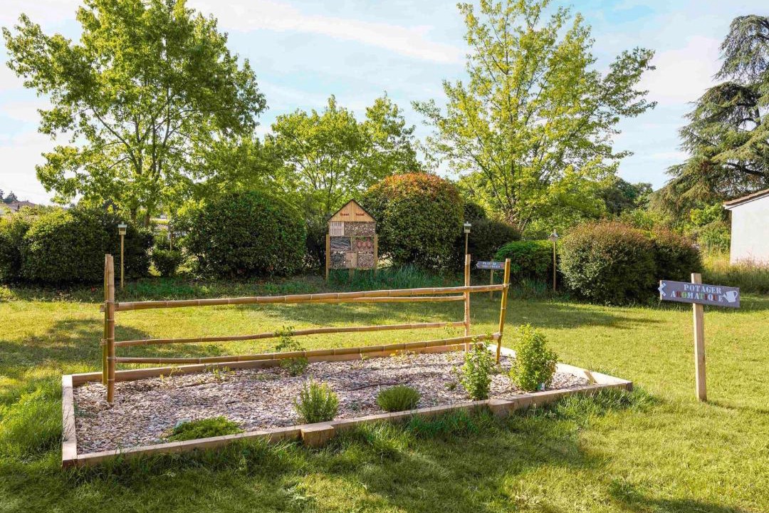 Photo of Others in Saint-Yrieix-sur-Charente