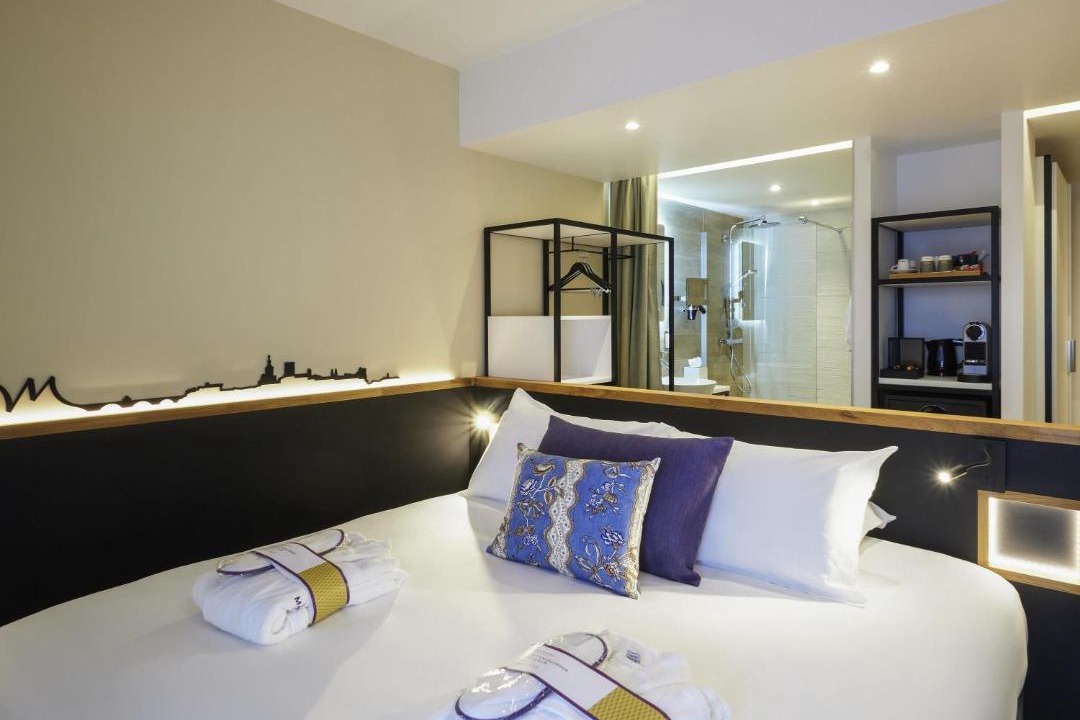 Photo of Others in Avignon