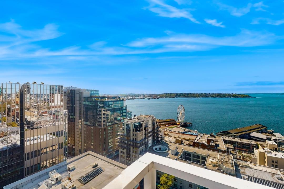 Photo of Others in Downtown Seattle