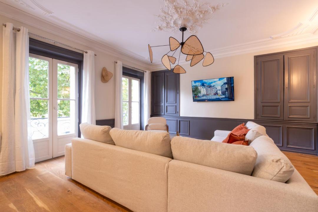 Photo of Livingroom in Colombier - Champ de Mars