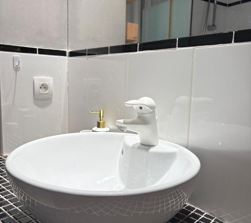 Photo of Bathroom in Savignac-les-Ormeaux