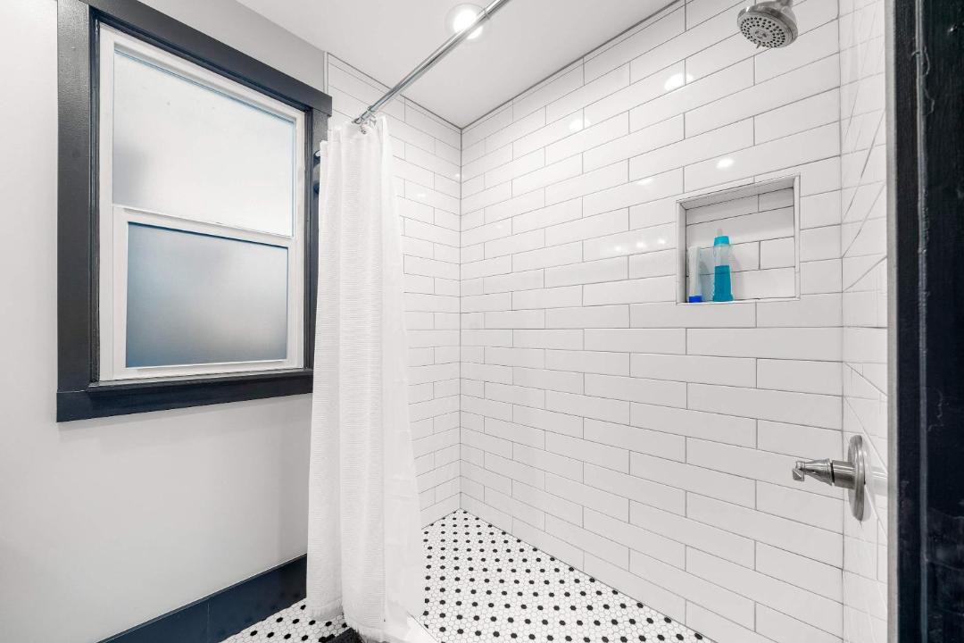 Photo of Bathroom in Sunnyside