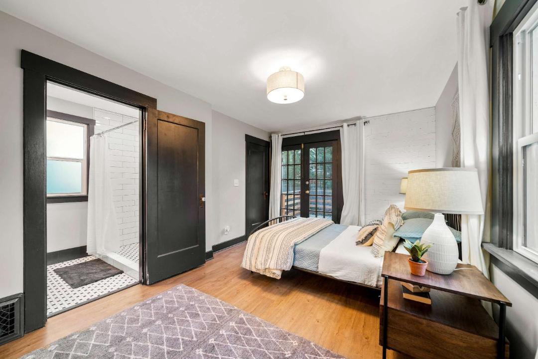 Photo of Bedroom in Sunnyside