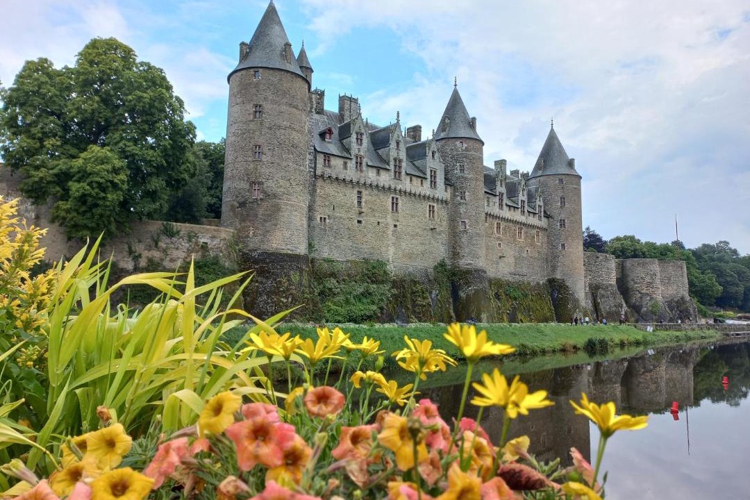 Photo of Others in La Croix-Hellean