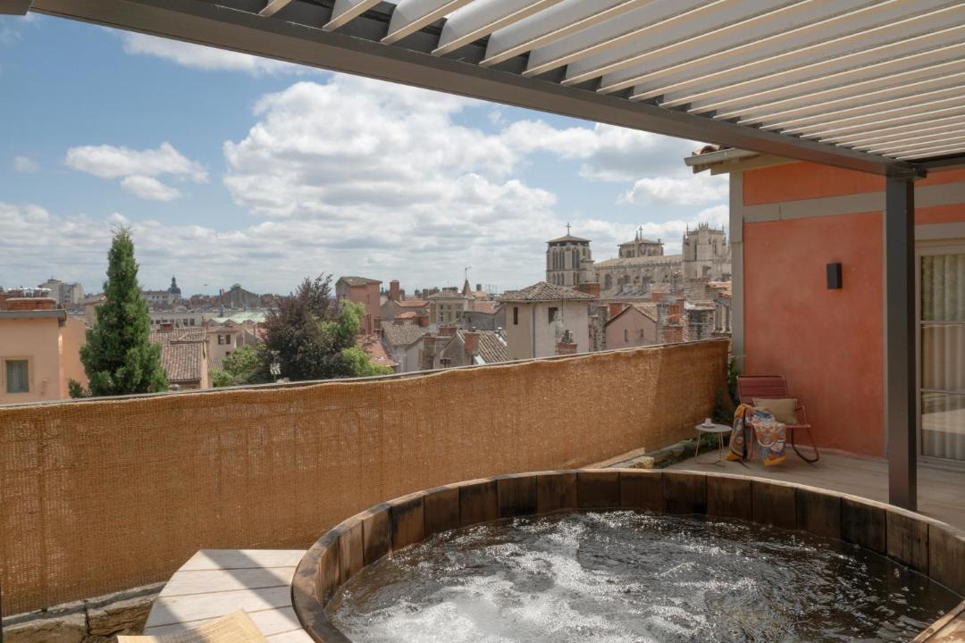 Photo of Others in Old Lyon