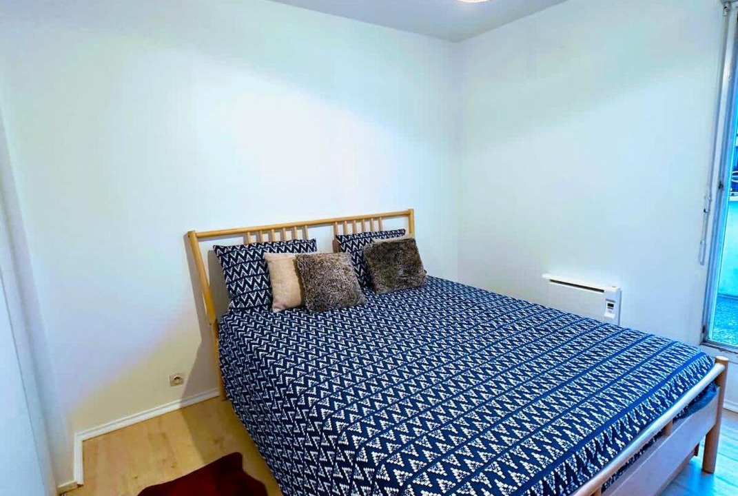 Photo of Bedroom in Saint-Denis