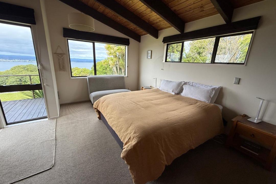 Photo of Bedroom in Acacia Bay