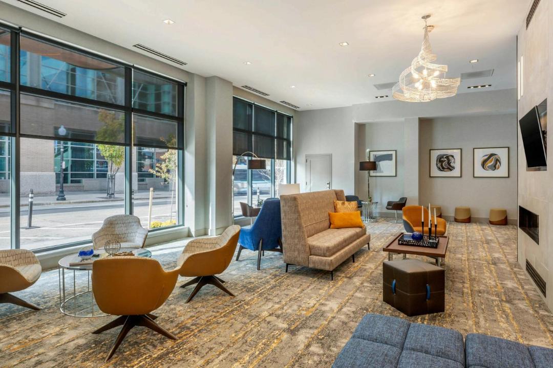 Photo of Livingroom in Downtown