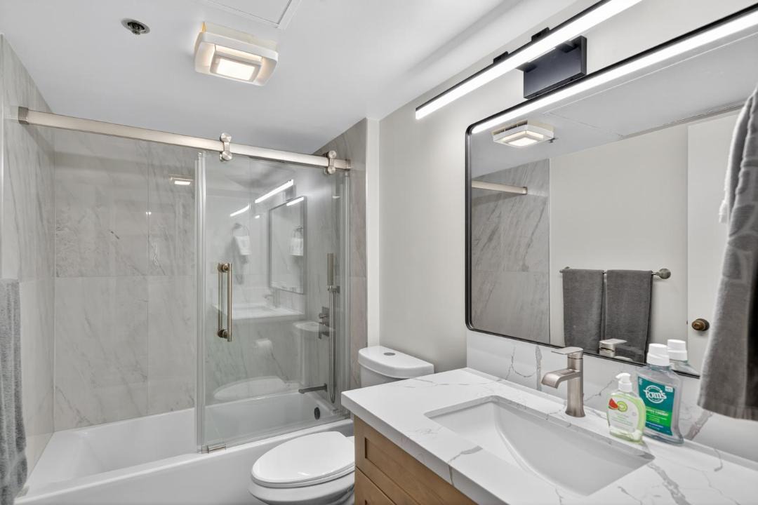 Photo of Others in Downtown Honolulu