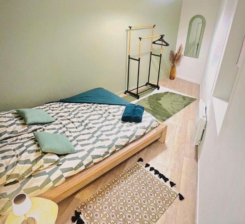 Photo of Others in Lens