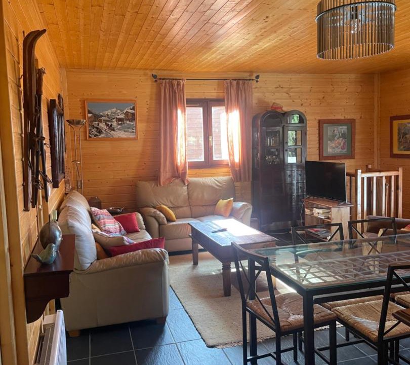 Photo of Others in Eyne 2600