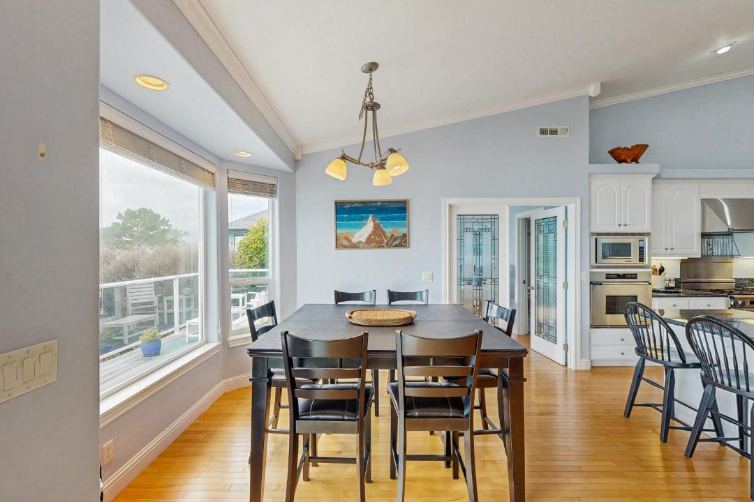 Photo of Kitchen in Harbor