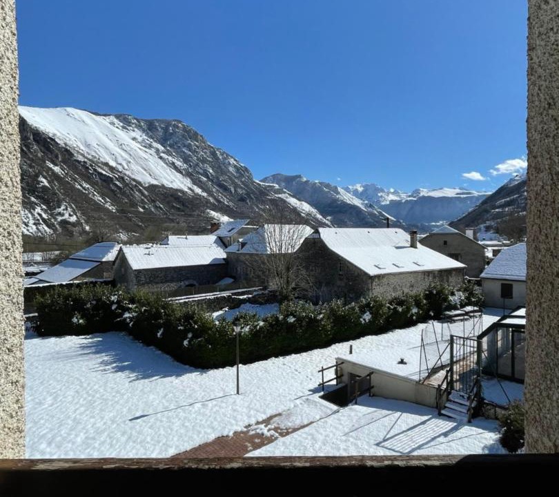 Photo of Others in Bielle