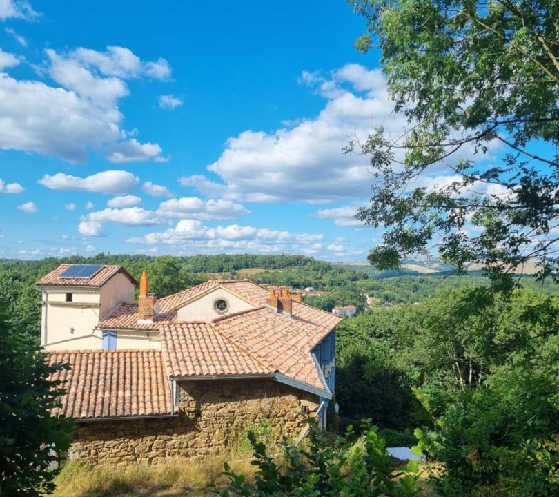 Photo of Others in Aubin