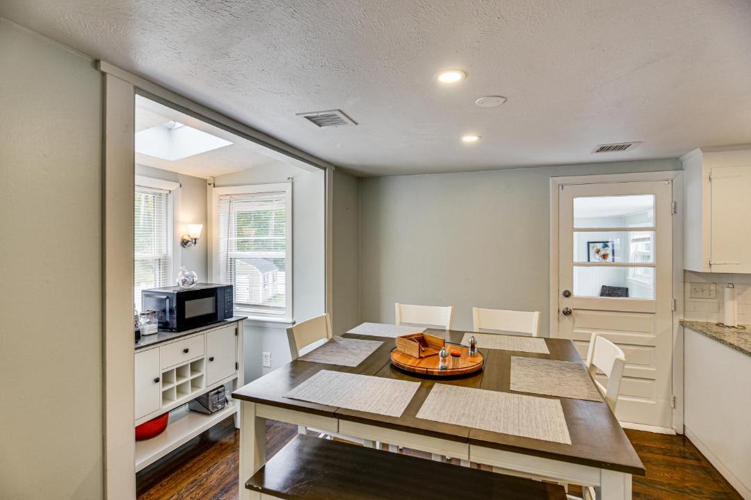 Photo of Kitchen in Cedar Bushes