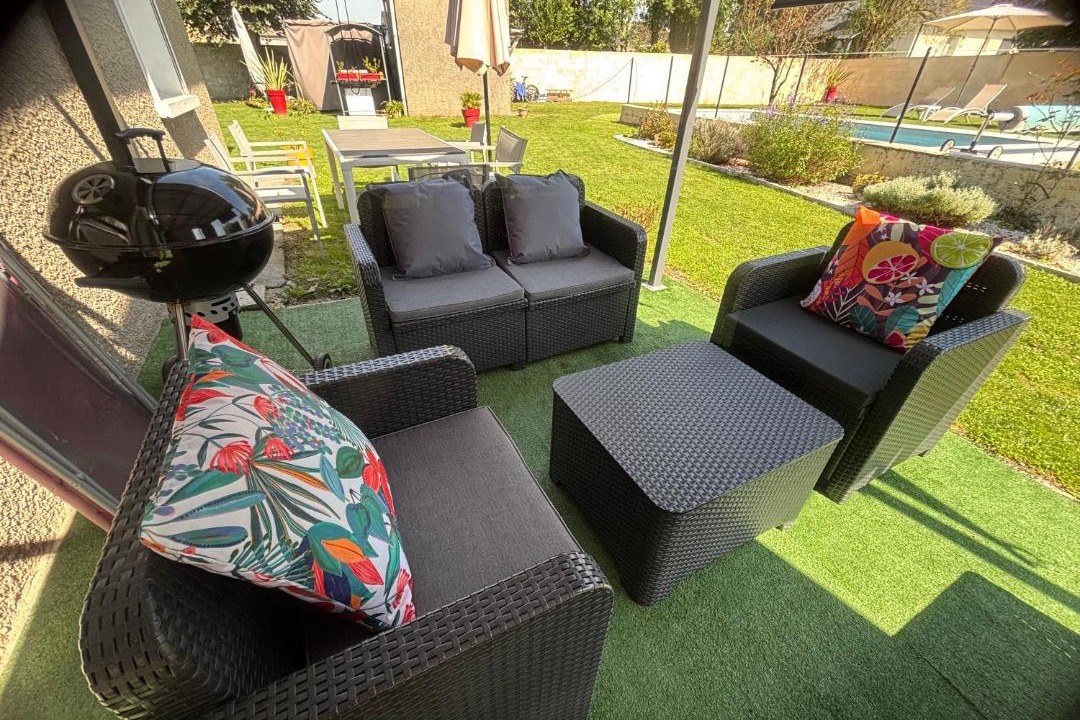 Photo of Others in Hours