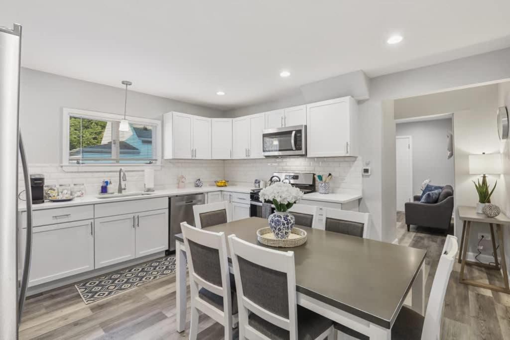 Photo of Kitchen in St. Charles