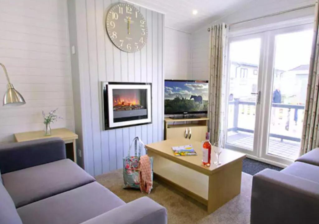 Photo of Others in Milford on Sea