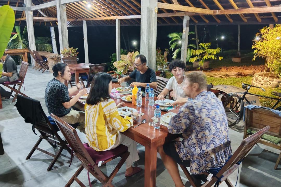 Photo of Others in Mendoyo