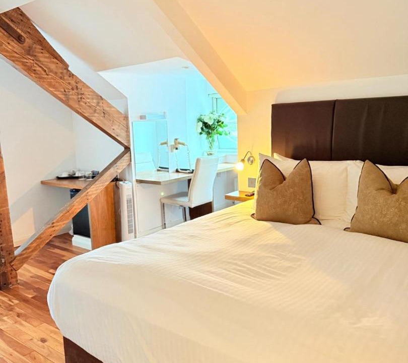 Photo of Bedroom in Pontypridd