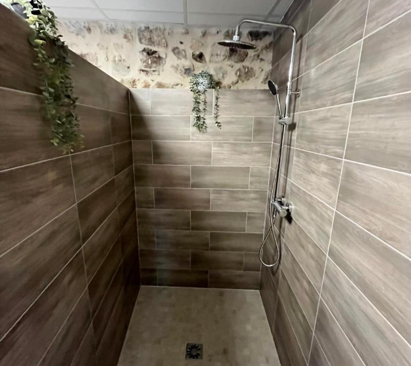 Photo of Bathroom in Digoin