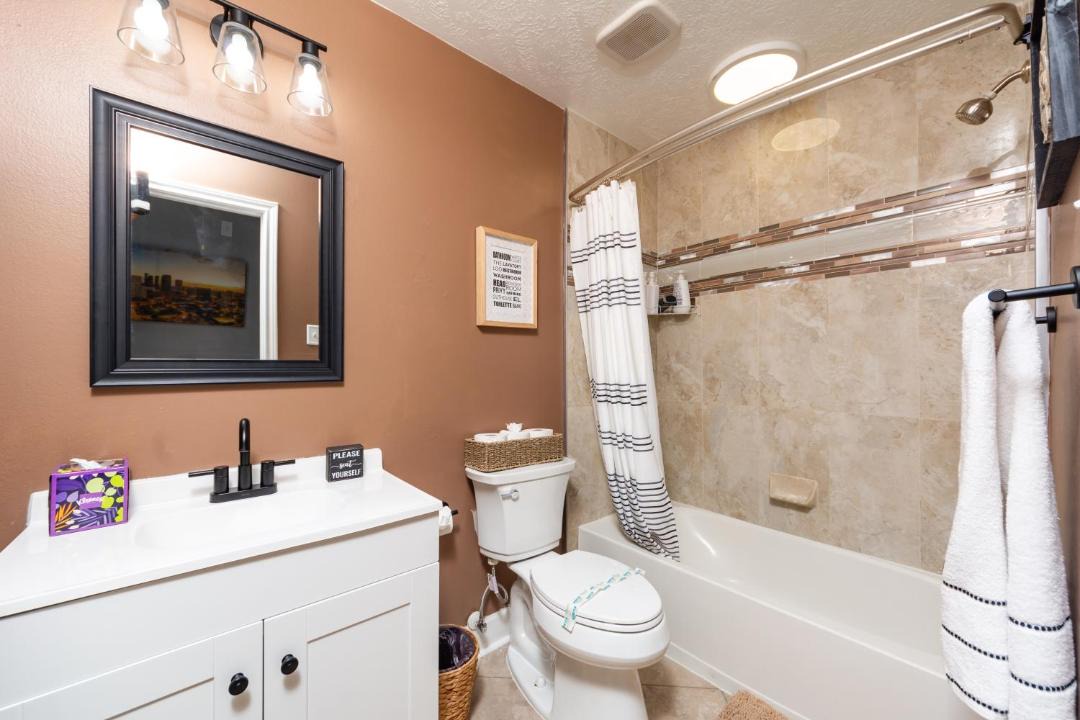 Photo of Bathroom in League City