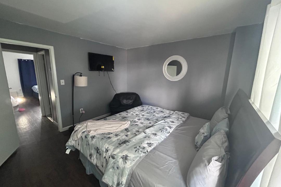 Photo of Bedroom in Elizabeth
