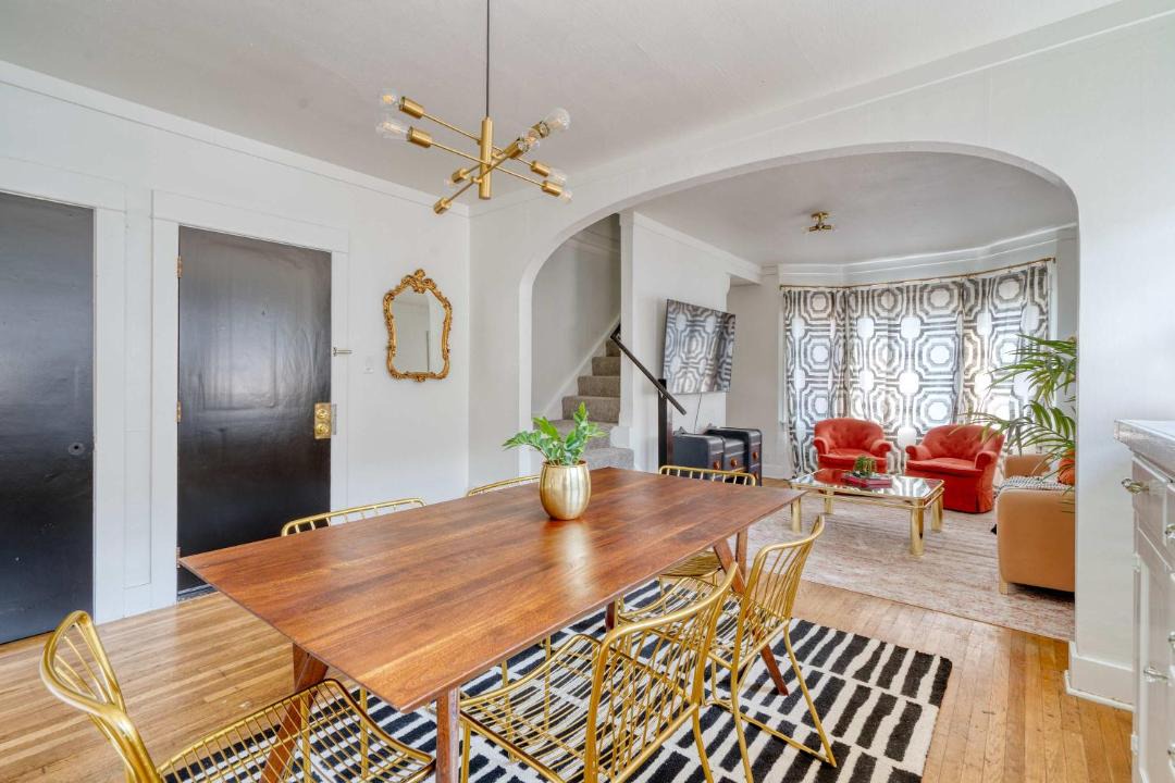 Photo of Others in Hosford-Abernethy