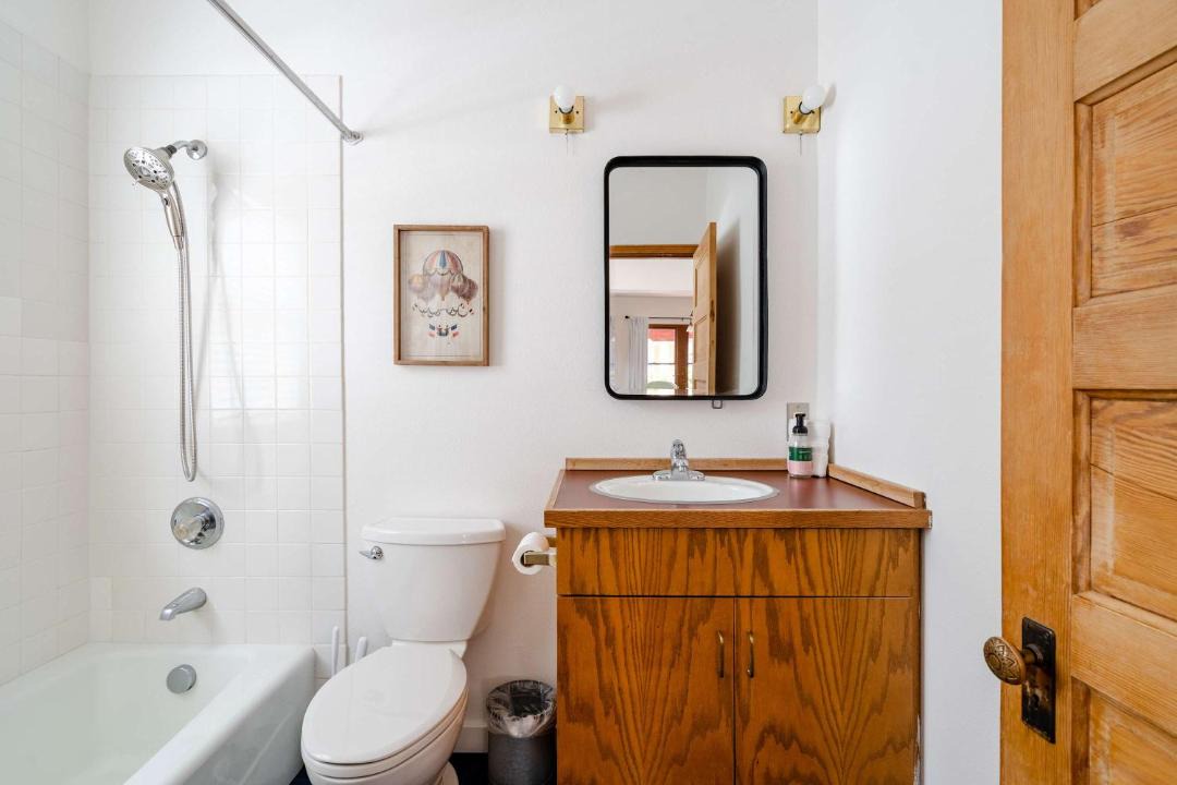 Photo of Bathroom in Goose Hollow