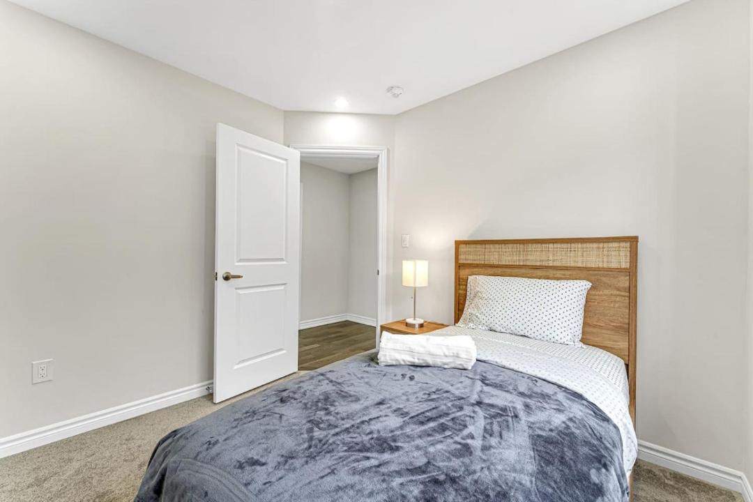 Photo of Bedroom in Thorold