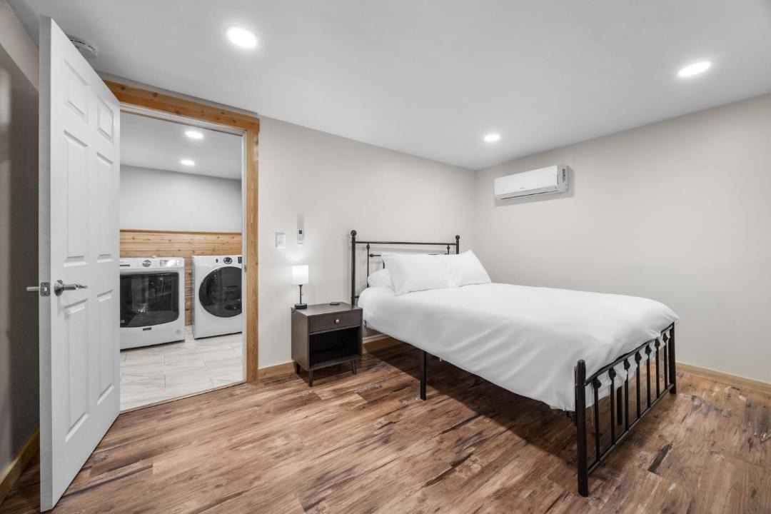 Photo of Others in Pittsfield