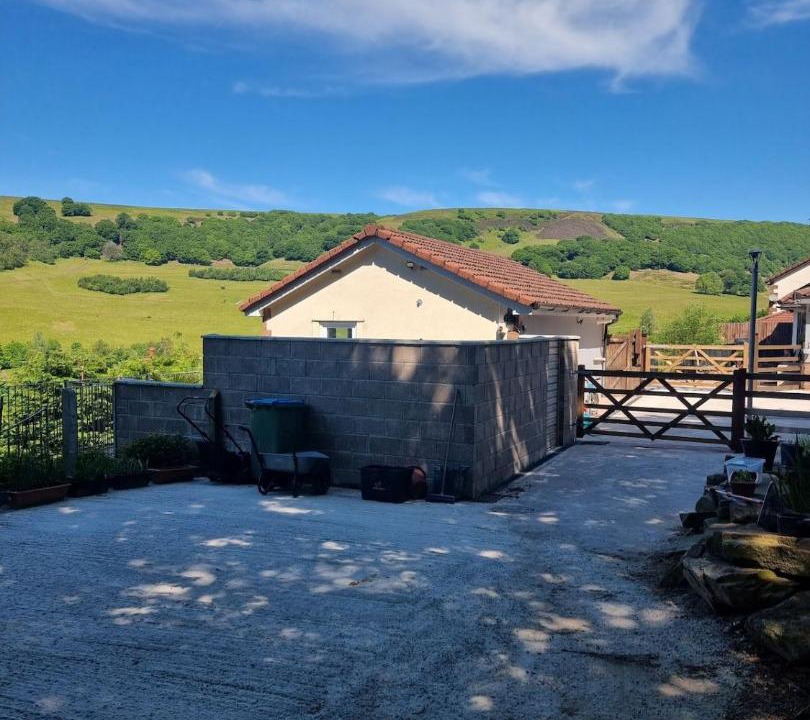 Photo of Others in Abertillery