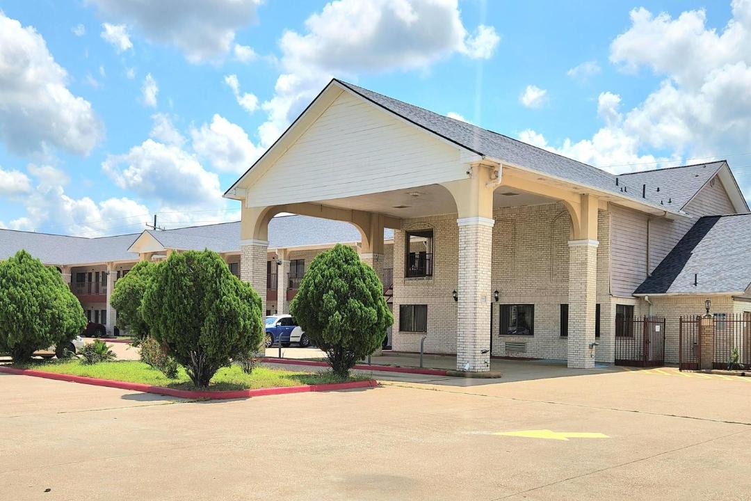 Photo of Others in Navasota