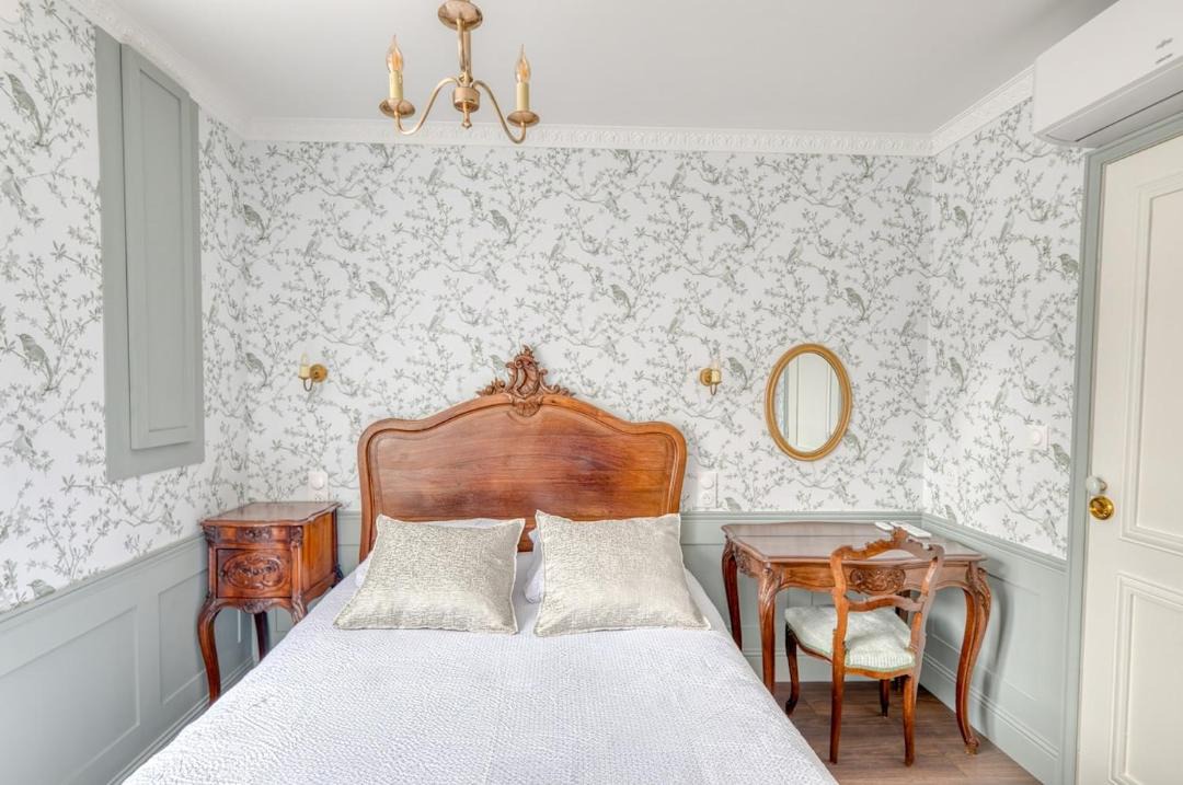 Photo of Bedroom in Meximieux